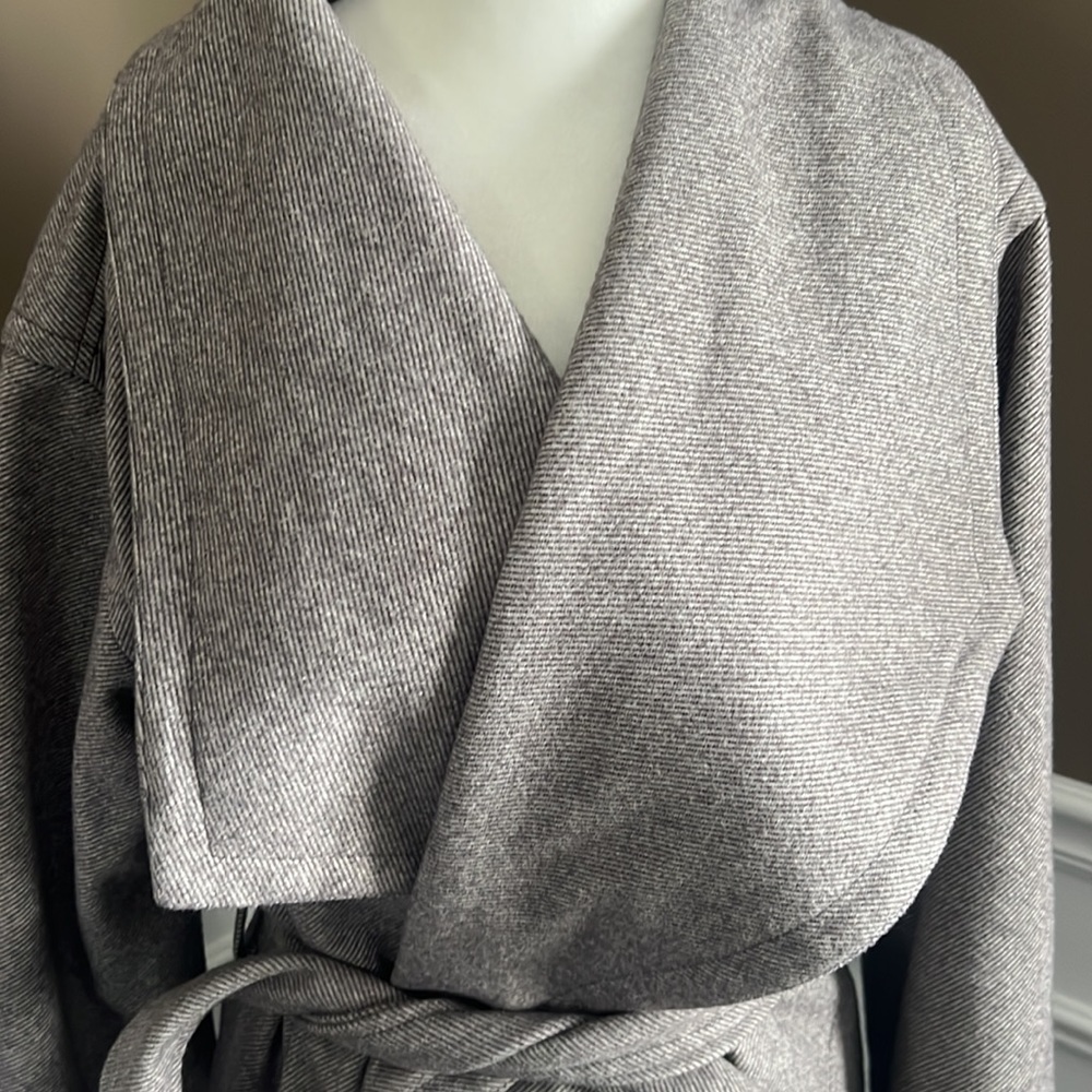 Womens wrap coat NWT XS, brown. - Picture 3 of 5